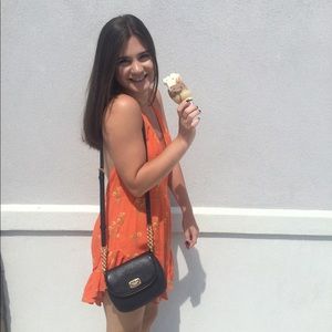 Meet your Posher, Allison